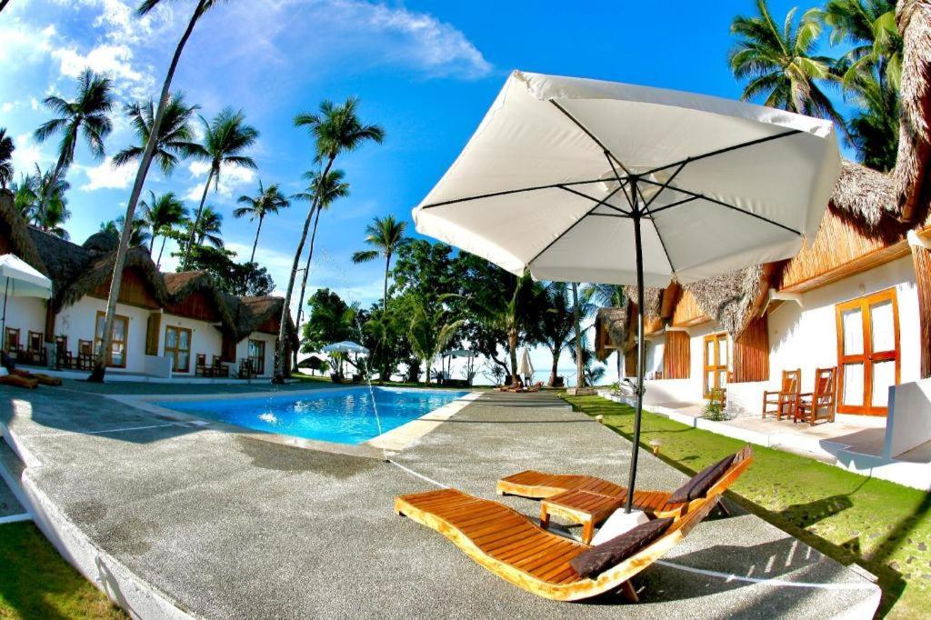 Elysia Beach Resort Donsol Exteriör bild
